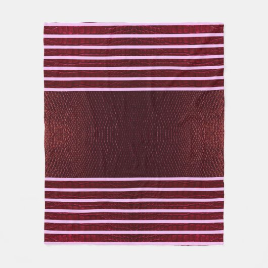 Burgundy Exotic Faux Snake Leather Linear Stripe Fleecedecke (Vorderseite)