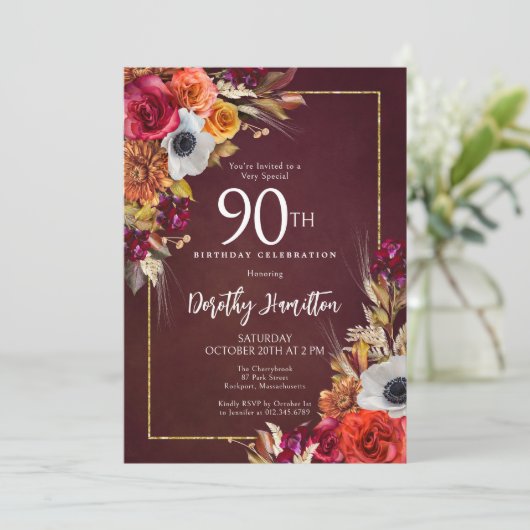 Burgundy Fall Blume Elegantes Skript 90. Geburtsta Einladung (Stehend Vorderseite)