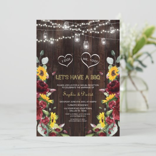 Burgundy Fall Sonnenblumen Holzstall I DO GRILLEN Einladung (Stehend Vorderseite)