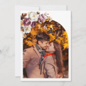 Burgundy Floral Arch Gold | Herbst-Foto-Hochzeit Einladung (Rückseite)
