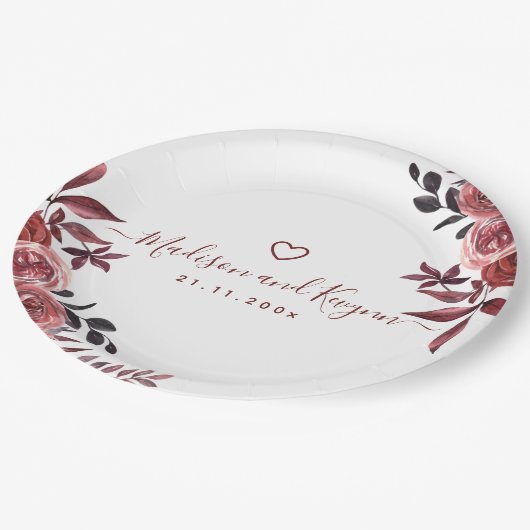 Burgundy Floral Elegante Monogram Rustikale Hochze Pappteller (Schrägansicht)