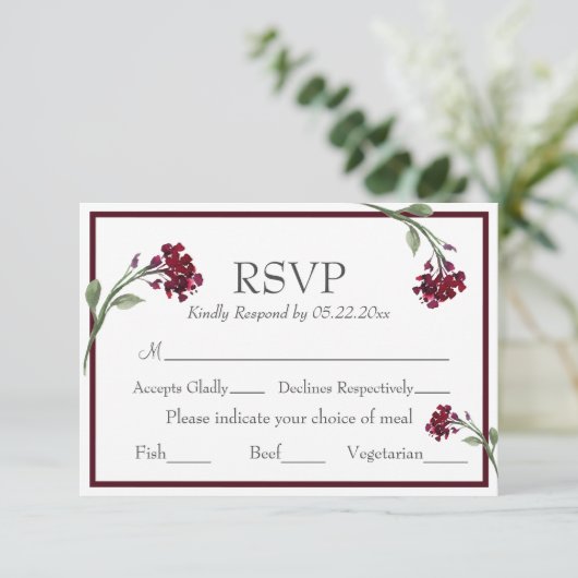 Burgundy Floral Elegante Rustikale UAWG RSVP Karte (Stehend Vorderseite)