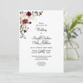 Burgundy Floral Gold Foil Einladung (Stehend Vorderseite)