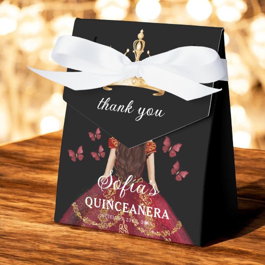 Burgundy Floral Quinceñera Butterfliegen Geschenkschachtel