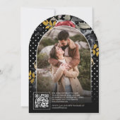 Burgundy Floral Rose QR Code Foto Black Wedding Einladung (Rückseite)