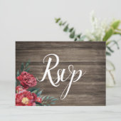Burgundy Floral Rustic Barn Wood Rsvp Card Einladung (Stehend Vorderseite)