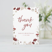 Burgundy Floral Rustikales Brautparty Dankeskarte (Stehend Vorderseite)