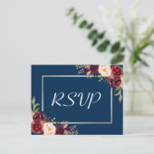 Burgundy Floral Silver Gray Navy Blue Wedding RSVP Einladungspostkarte (Stehend Vorderseite)