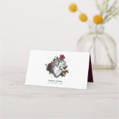 Burgundy Floral Skeleton Gothic Wedding Platzkarte (Rückseite)