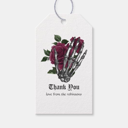 Burgundy Floral Skeleton Hand Gothic Wedding Geschenkanhänger (Vorderseite)