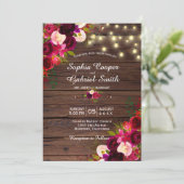 Burgundy Floral | String Lights Wood Wedding Einladung (Stehend Vorderseite)