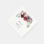 Burgundy Floral Watercolor Script Hochzeitszeitung Serviette (Ecke)