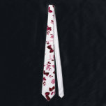 Burgundy Floral Wedding Necktie Krawatte<br><div class="desc">Burgund Bloral Wedding Necktie. Die BlütenKrawatte aus Burgund Blush wird bestimmt zum Mittelpunkt der Aufmerksamkeit,  fabelhaft und blühend.</div>