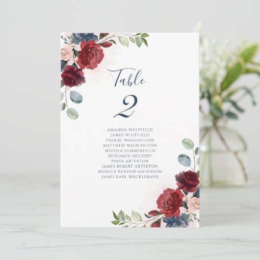 Burgundy Floral Wedding Script-Tischnummer (Stehend Vorderseite)