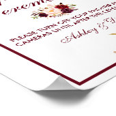 Burgundy Floral Wedding Zeremony Unplugged Poster (Ecke)