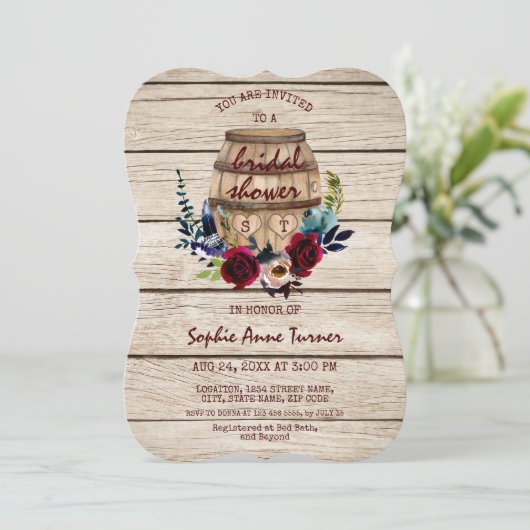 Burgundy Floral Wine Barrel Brautparty Einladung (Stehend Vorderseite)