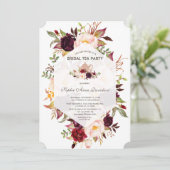 Burgundy Geometric Floral Brautparty Tee Party Einladung (Stehend Vorderseite)