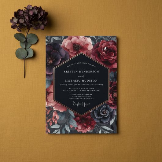 Burgundy Gilded Bloom Wedding Einladung