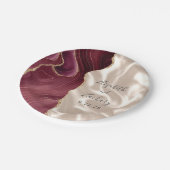 Burgundy Gold Agate Ivory Silk Wedding Pappteller (Schrägansicht)