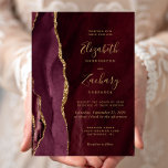 Burgundy Gold Agate Wedding Einladung<br><div class="desc">Dieses elegante,  moderne Hochzeitsinklusive besticht durch ein bordeauxfarbenes Aquarelldesign,  das mit vergoldetem Imitat-Glitzer besticht. Der anpassbare Text kombiniert goldfarbene Handschrift,  Copperplate und kursiven Schriftart. Auf der Rückseite des Hotels befindet sich ein passendes Bordeaux- und Goldagate-Design.</div>