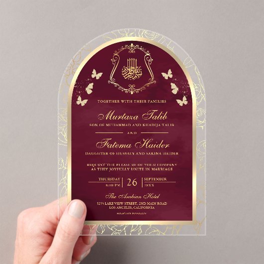 Burgundy Gold Butterfly Arch Muslime Hochzeit Acryleinladungen (Insitu (Handheld))