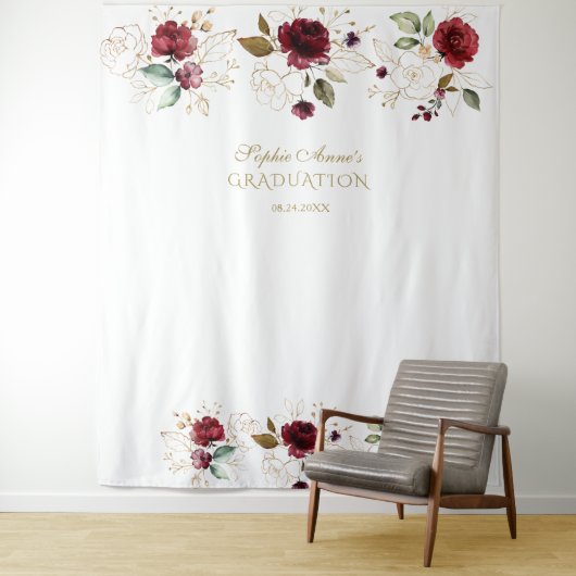 Burgundy Gold Floral Abschluss Foto Stand Prop Wandteppich (Beispiel)