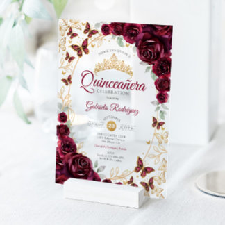 Burgundy Gold Floral Quinceanera Acryleinladungen