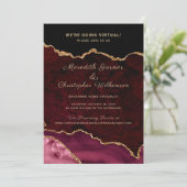 Burgundy Gold Glitzer Agate Virtual Online Wedding Einladung (Stehend Vorderseite)