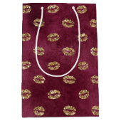 Burgundy Gold Glitzer Kisses Lips Mittlere Geschenktüte (Vorderseite)