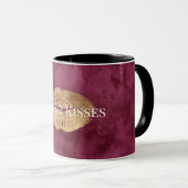 Burgundy Gold Kiss Lips Tasse (VorderseiteRechts)