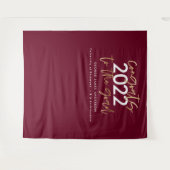 burgundy gold modern script stylish graduation wandteppich (Vorderseite (Horizontal))