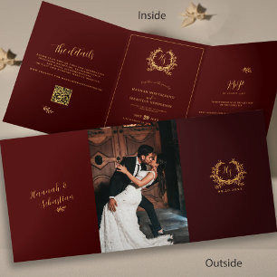 Burgundy Gold Monogram Foto QR   UAWG Hochzeit Dreifach Gefaltete Karte