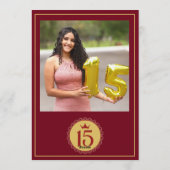Burgundy & Gold Quinceañera Photo Invitation Einladung (Rückseite)