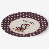 Burgundy isst Mad Hatter Alice im Wunderland Pappteller (Schrägansicht)