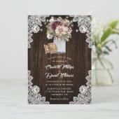 Burgundy Ivory Mason Jar Wood Floral Wedding Einladung (Stehend Vorderseite)