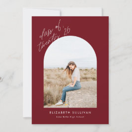 Burgundy-Klasse des Abschlusses für Arch-Foto 2025 Ankündigung