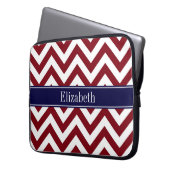 Burgundy Lg Zickzack Navy Name Monogram Laptopschutzhülle (Vorderseite Links)