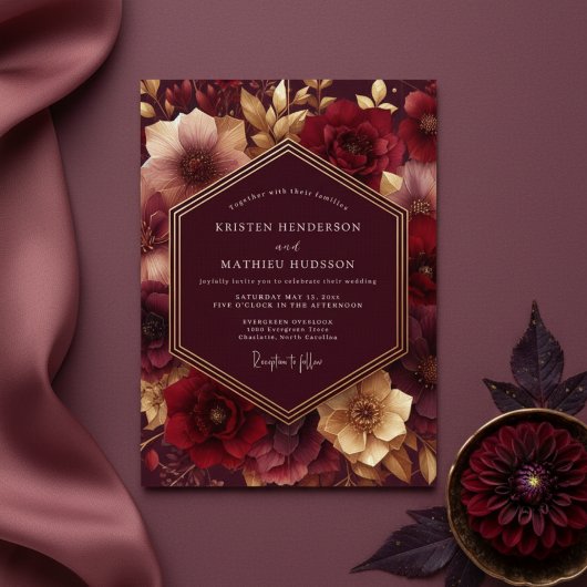Burgundy Lush Bloom Wedding Einladung