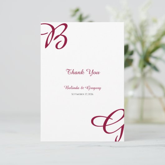 Burgundy Maroon Initials Herbst Hochzeit im Herbst Dankeskarte (Stehend Vorderseite)