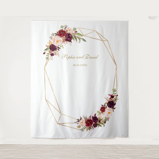 Burgundy Marsala Floral Gold Wedding Foto Booth Wandteppich (Vorderseite)