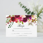 Burgundy Marsala Floral Wedding RSVP Karte (Stehend Vorderseite)