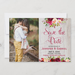Burgundy Marsala Floral Wood Save the Date Foto