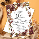 Burgundy Mauve Ivory Fall Floral 60. Geburtstag Einladung<br><div class="desc">Elegante bordeauxfarbene,  violette und elfenbeinweiße Blume schaffen einen sehr hübschen Blumenrahmen. Beeren und Äste geben ihm ein modernes und rustikales Boho-Ambiente. Der Name des Geburtstagsfeiers ist in einem zeitlosen Script-Schriftart geschrieben. Dieser Artikel ist Teil der Sammlung Burgund,  Mauve und White Floral.</div>
