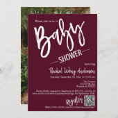 Burgundy Minimal Script Baby Shower QR Code Foto Einladung (Vorne/Hinten)