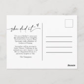 Burgundy Minimal Script Sie tat es Foto Graduate Postkarte (Rückseite)