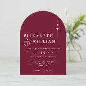 Burgundy Monogram QR Code Foto Wedding Arch Einladung (Stehend Vorderseite)
