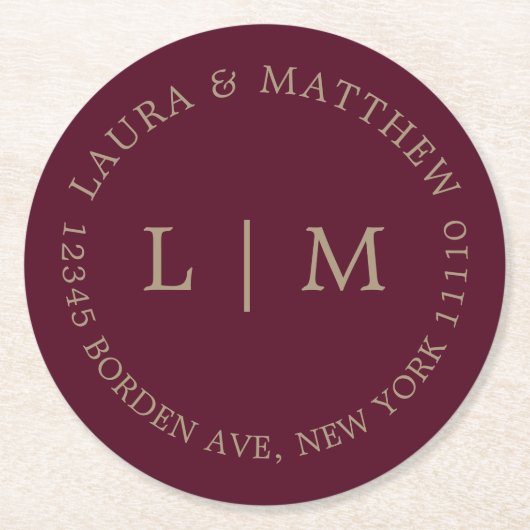 Burgundy Monogram Wedding Runder Pappuntersetzer (Vorderseite)