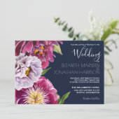 Burgundy Navy Blue Floral Foto Dark Wedding Einladung (Stehend Vorderseite)