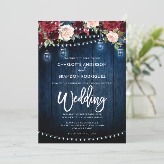Burgundy Navy Rustic String Light Wedding Einladung (Stehend Vorderseite)