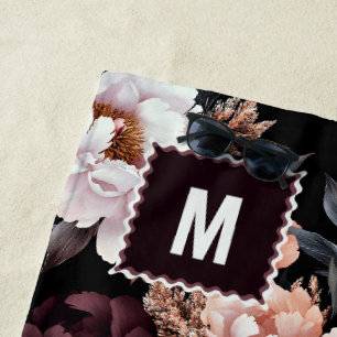 Burgundy Peonies Floral Pattern Monogramm Strandtuch